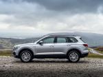 Volkswagen Touareg SE 2019 года (UK)